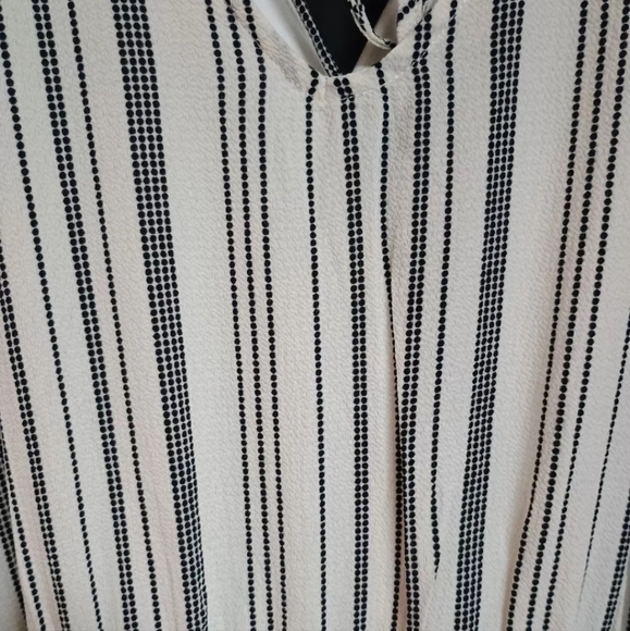 Maurices Black White Stripe Faux Wrap V-neck Flutter Sleeve Shark Bite Dress XL - Picture 6 of 10